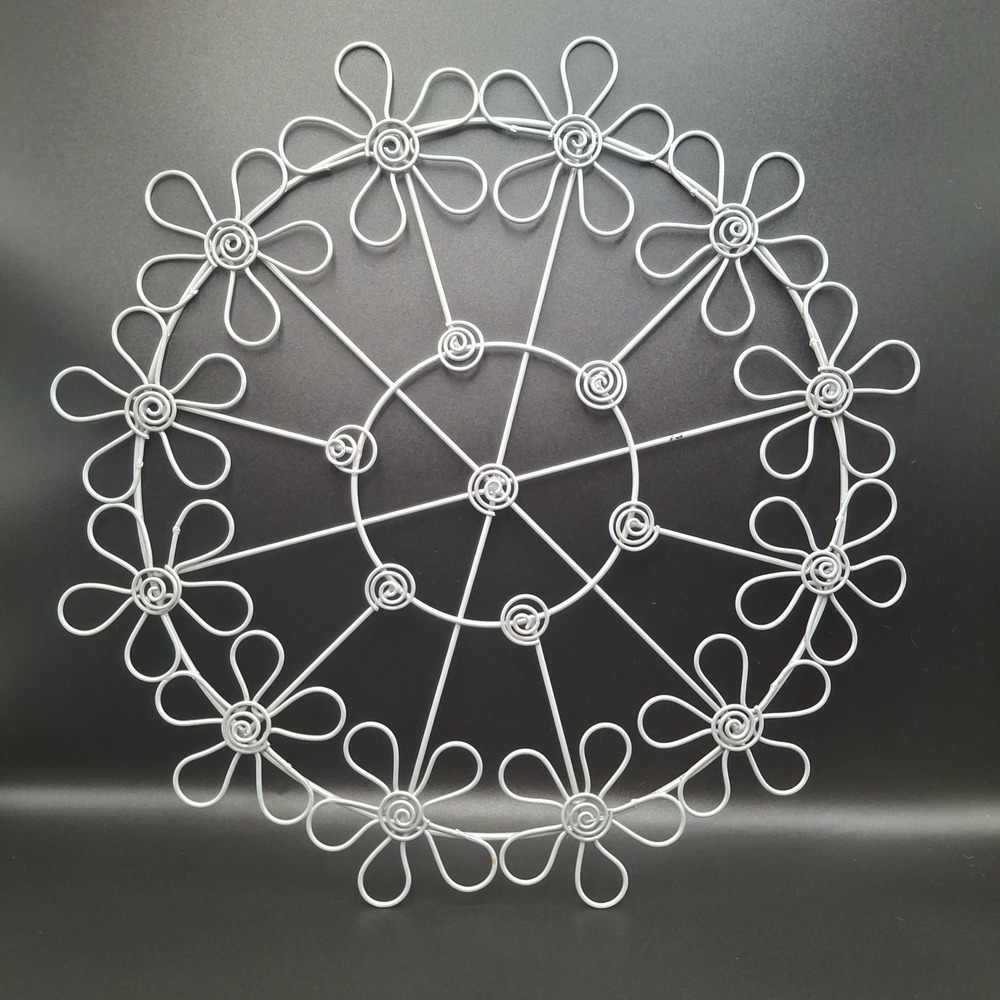Vintage Pier 1 Imports Metal Floral Photo Holder Daisy Flower Hanging Decor 15"